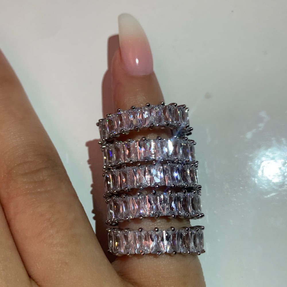 Liyah Band Ring