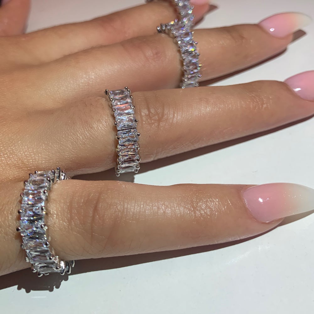 Liyah Band Ring