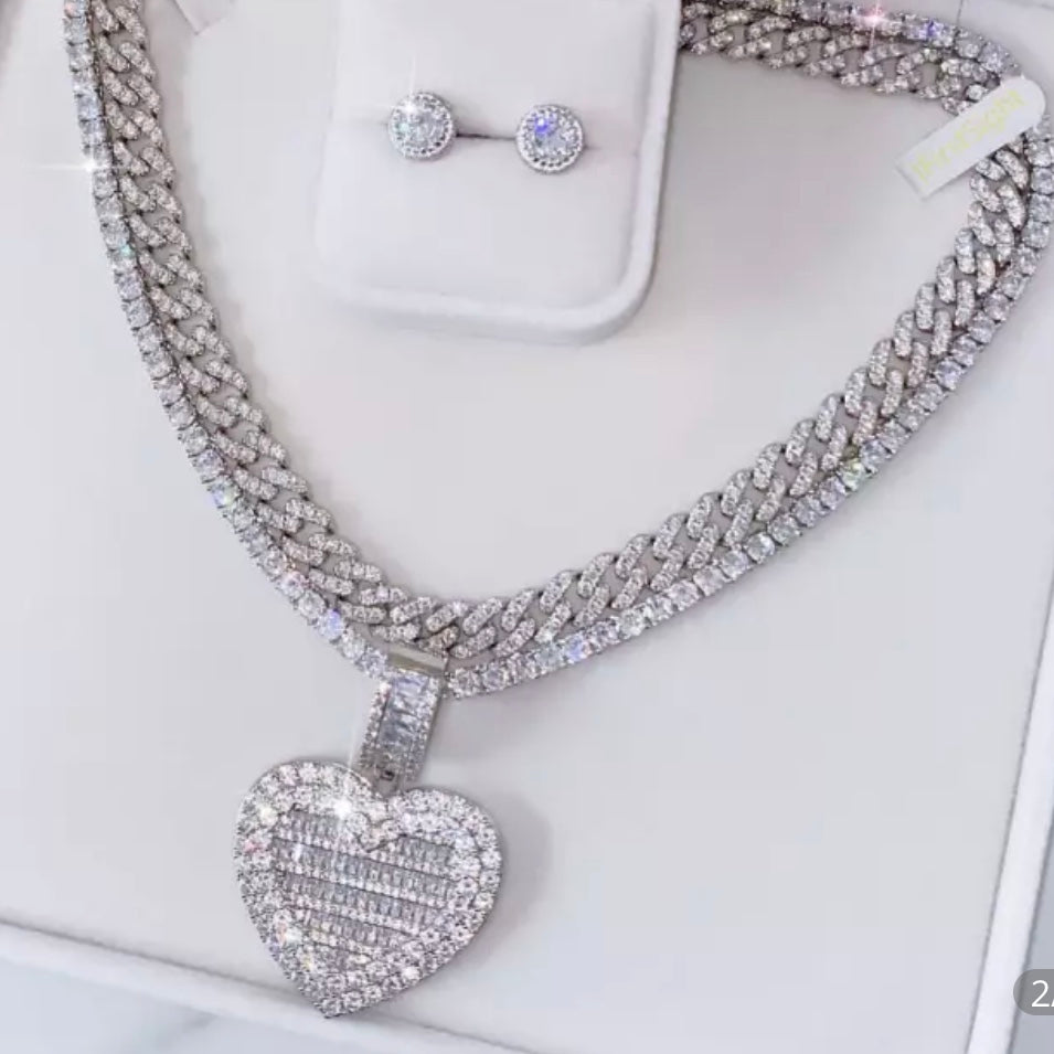 Crushed Love Pendant